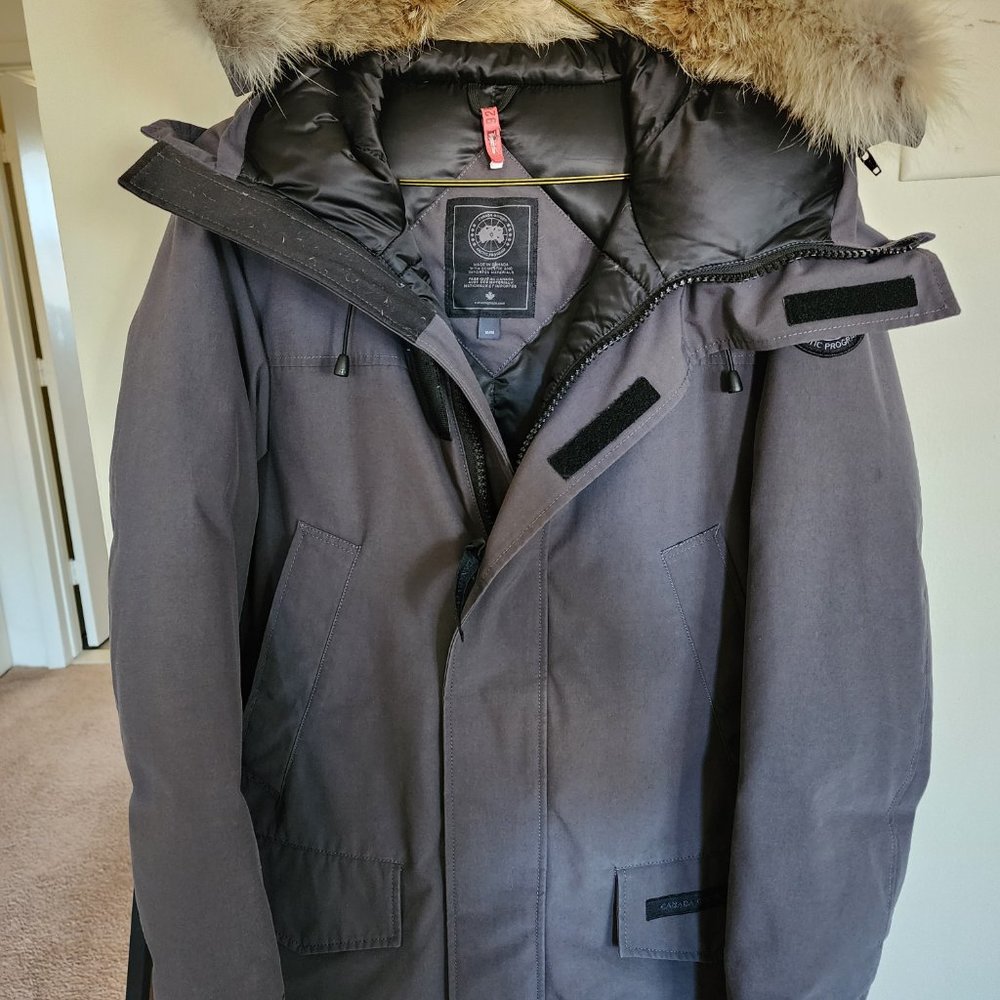Men's Canada Goose Jacket [Gray, Medium]